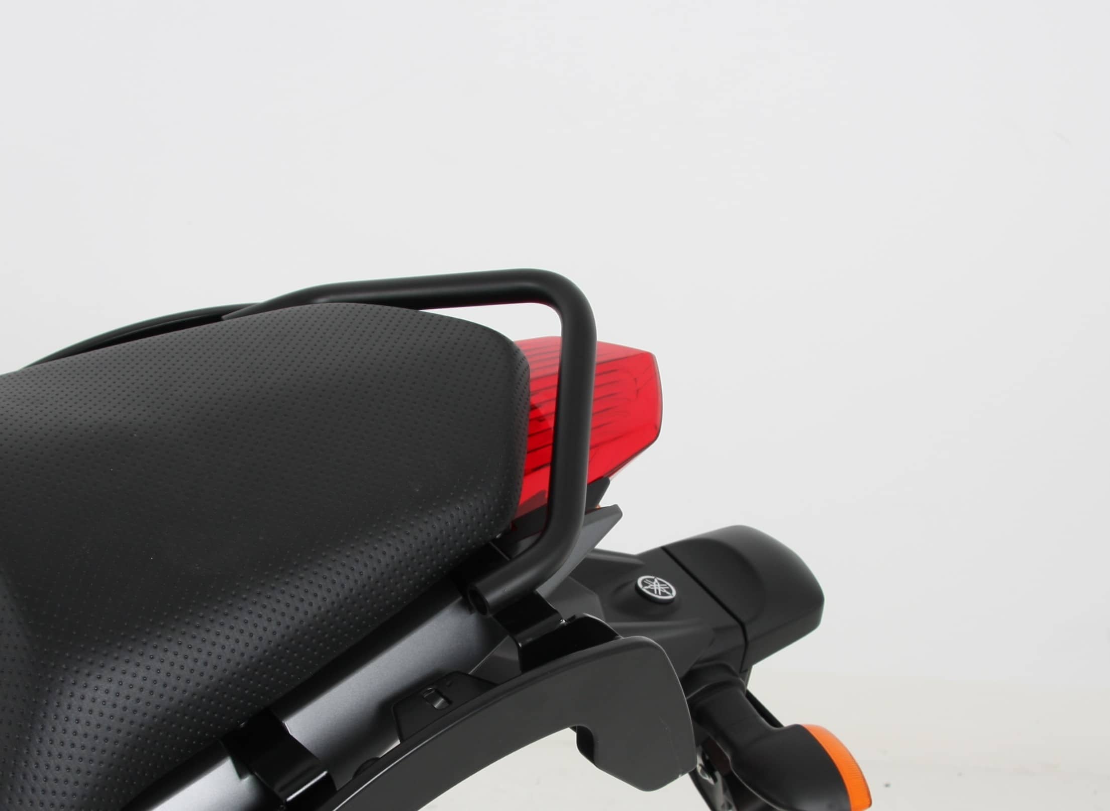 Handhold for pillion seat passanger for Yamaha XJ 6 Diversion (2009-2016)