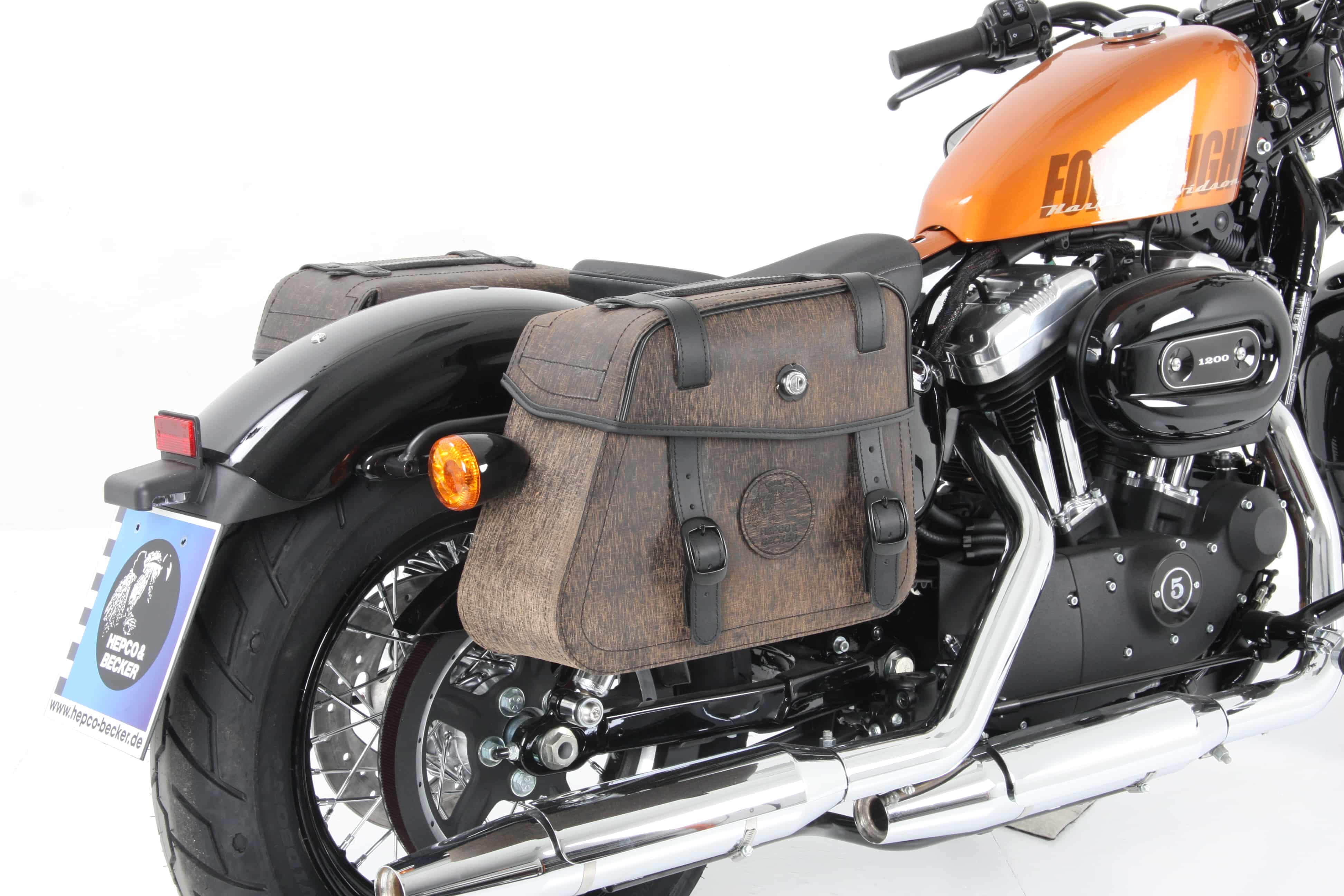 Saddlebag holder Cutout - black for Harley-Davidson Sportster 883 Roadster/Iron 883/Super Low/1200 Custom/Forty-Eight/Seventy-Two/ 883 Custom