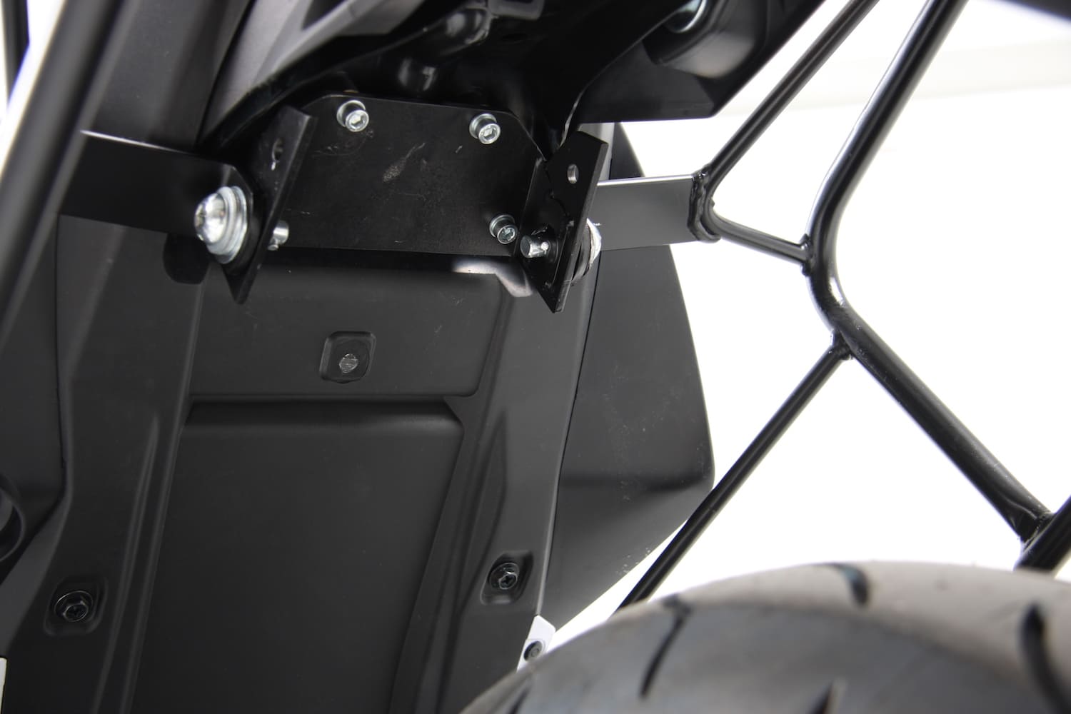 Sidecarrier Lock-it black for Suzuki GSR 750 (2011-2016)