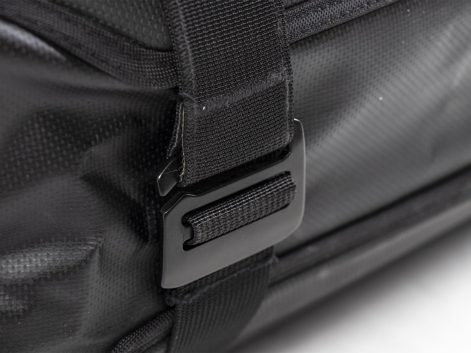 Sidebag Xtravel Basic (single bag) left side incl. 1x universal holding plate for side carrier